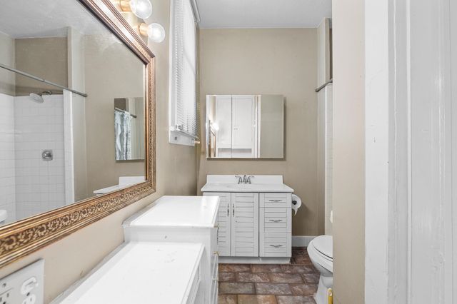 2237 COURT AVE, Memphis, TN 38104