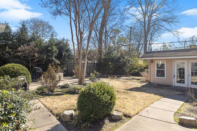 2237 COURT AVE, Memphis, TN 38104