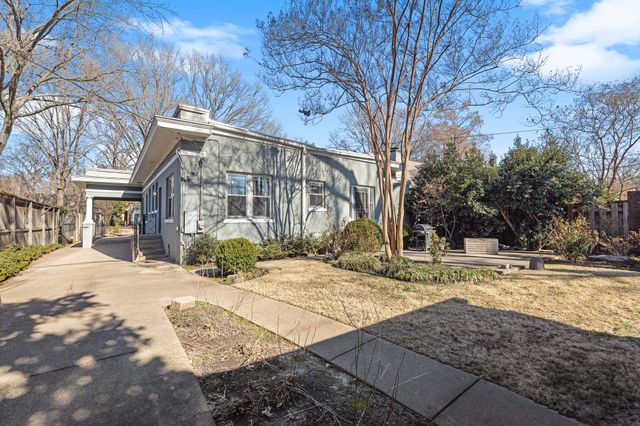 2237 COURT AVE, Memphis, TN 38104