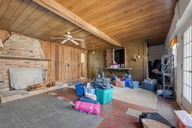 2237 COURT AVE, Memphis, TN 38104