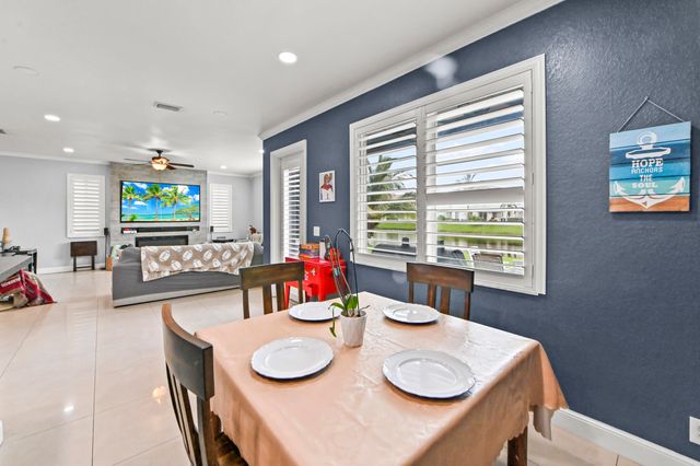 1006 Center Stone Lane, Riviera Beach, FL 33404