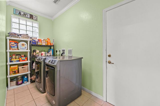 1006 Center Stone Lane, Riviera Beach, FL 33404