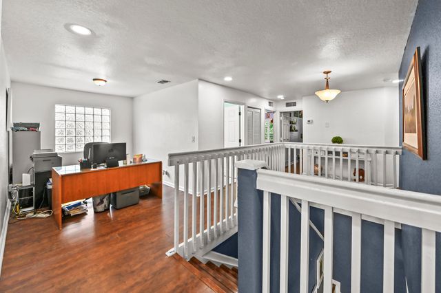 1006 Center Stone Lane, Riviera Beach, FL 33404