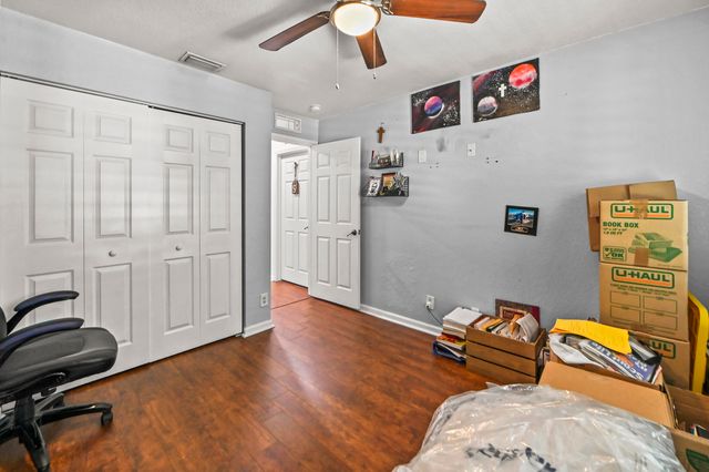 1006 Center Stone Lane, Riviera Beach, FL 33404