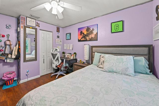 1006 Center Stone Lane, Riviera Beach, FL 33404