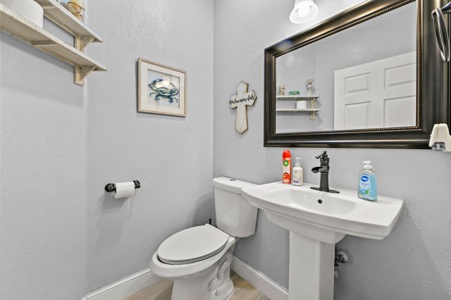 1006 Center Stone Lane, Riviera Beach, FL 33404