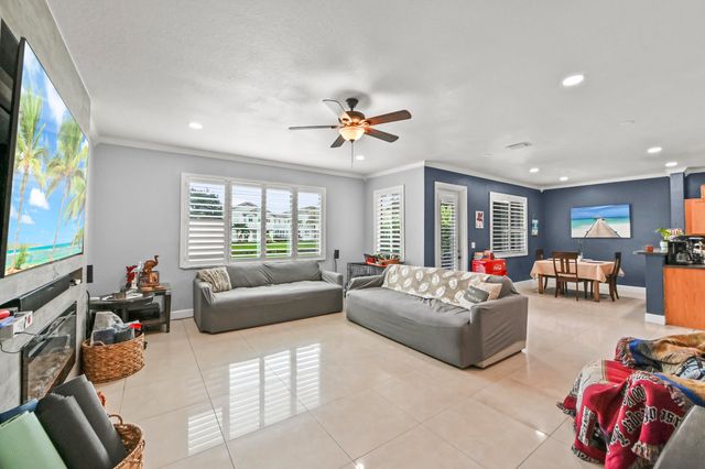 1006 Center Stone Lane, Riviera Beach, FL 33404