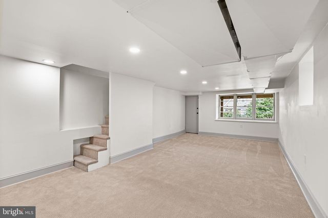 633 GEORGES LN, Ardmore, PA 19003