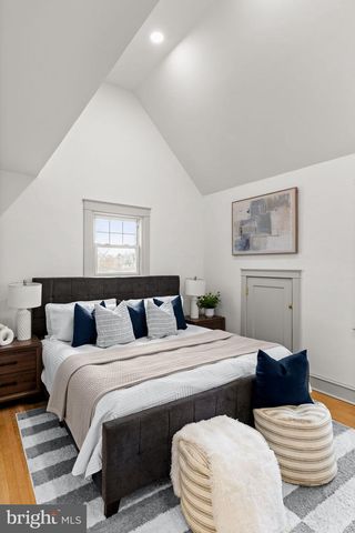 633 GEORGES LN, Ardmore, PA 19003