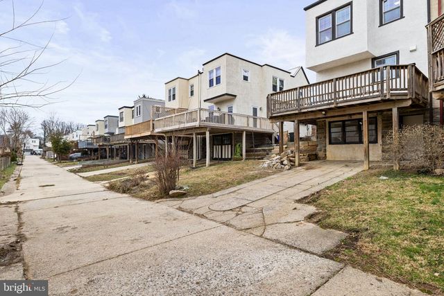 633 GEORGES LN, Ardmore, PA 19003