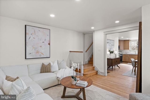 633 GEORGES LN, Ardmore, PA 19003