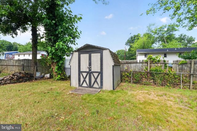 1321 ASHEVILLE RD, District Heights, MD 20747