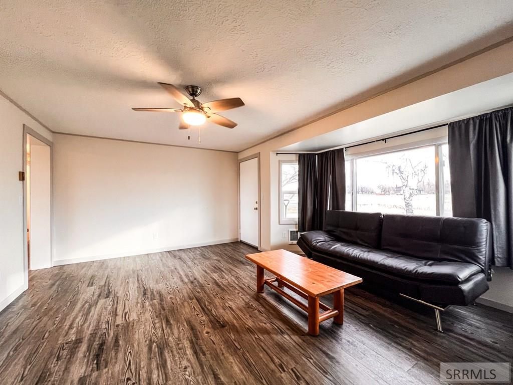 Image 5 of property listing at 2925 N 1000 W, Rexburg, ID 83440