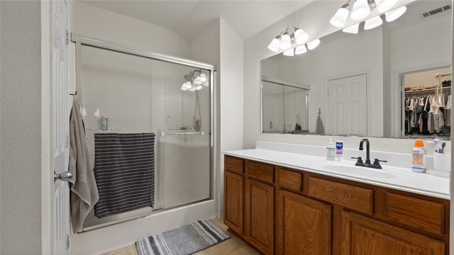 9208 Comanche Ridge Drive, Fort Worth, TX 76131