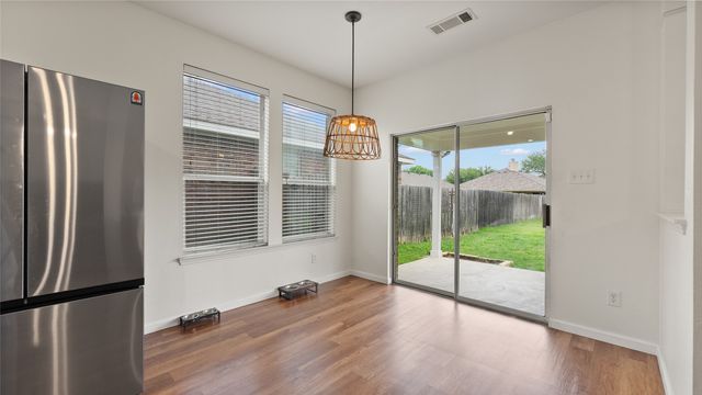 9208 Comanche Ridge Drive, Fort Worth, TX 76131