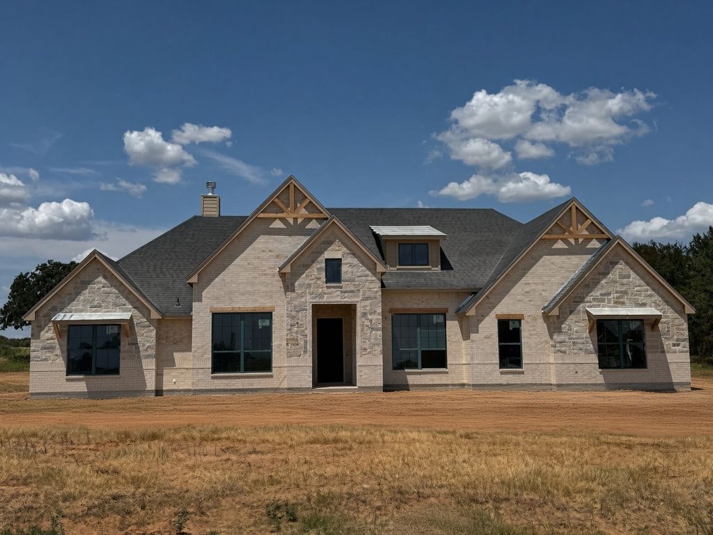 116 Turtle Back Ridge, Decatur, TX 76234 — exterior