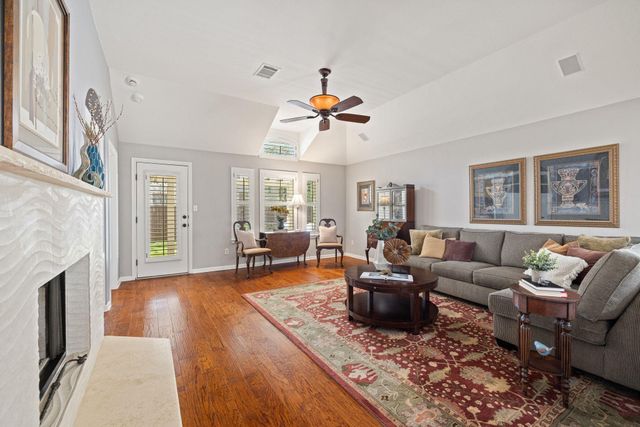 2151 Woodston DR, Round Rock, TX 78681