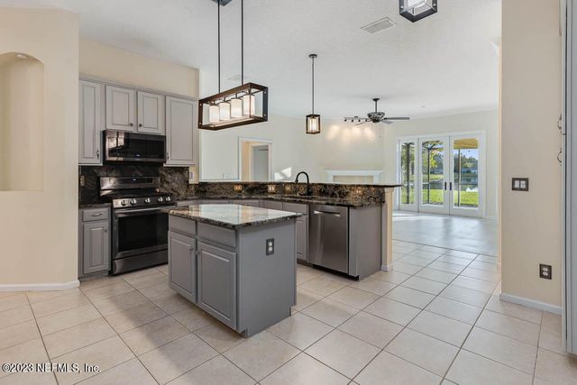813 W AMERICAN EAGLE Drive, St. Augustine, FL 32092