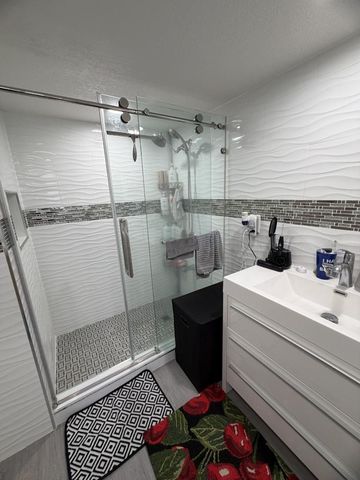 198 S Cragmont, San Jose, CA 95127