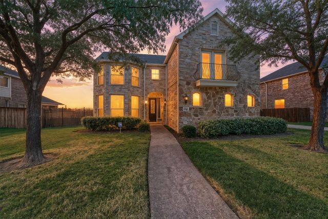 2723 Portside Drive, Grand Prairie, TX 75054