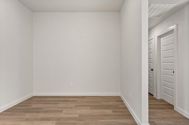 2403 Aberdeen Avenue, Wolfforth, TX 79382