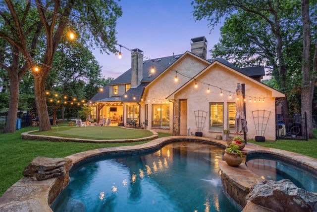 2404 Racheal Drive, Heath, TX 75032