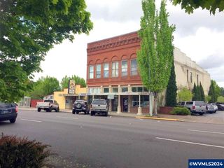 265 Commercial (#220) St SE 220, Salem, OR 97302