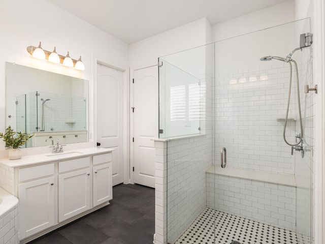 1491 Hazy Hills LOOP, Dripping Springs, TX 78620