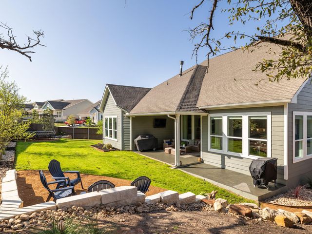 1491 Hazy Hills LOOP, Dripping Springs, TX 78620