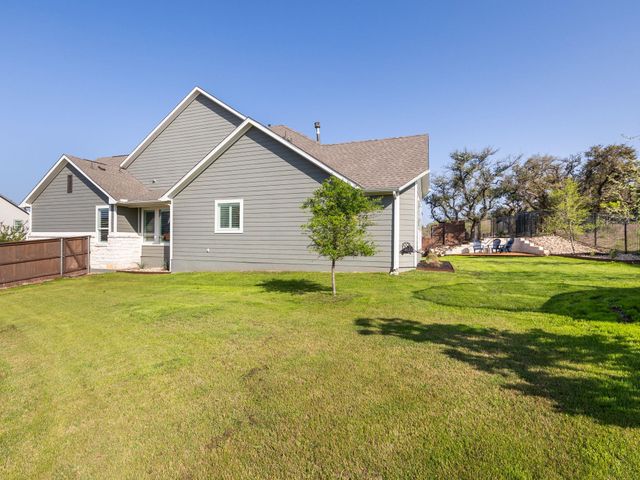 1491 Hazy Hills LOOP, Dripping Springs, TX 78620