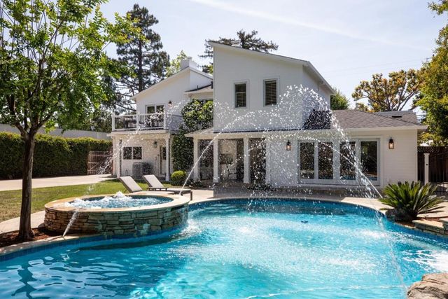 531 Patrick Way, Los Altos, CA 94022