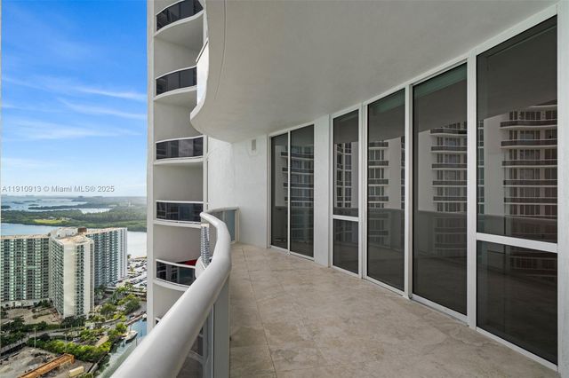 16001 Collins Ave 3007, Sunny Isles Beach, FL 33160