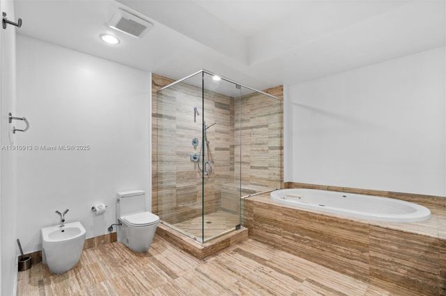 16001 Collins Ave 3007, Sunny Isles Beach, FL 33160