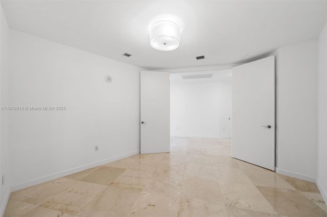 16001 Collins Ave 3007, Sunny Isles Beach, FL 33160