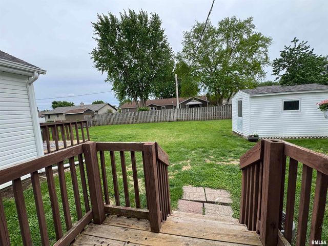 1804 DEERFIELD Road, Chatham, IL 62629