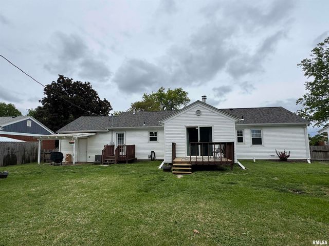 1804 DEERFIELD Road, Chatham, IL 62629