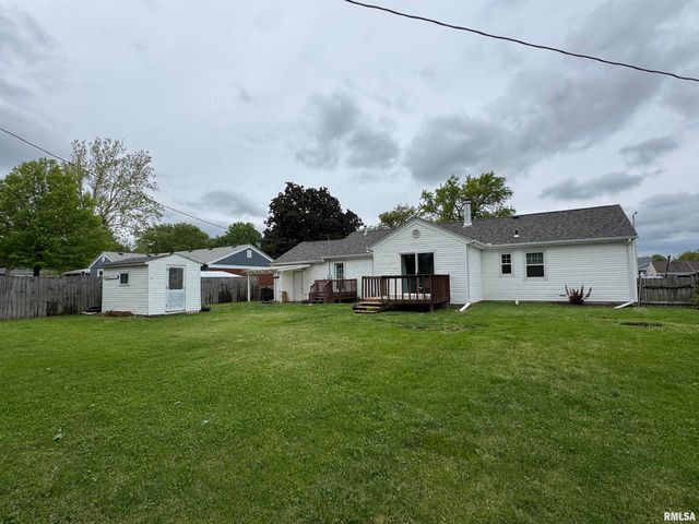 1804 DEERFIELD Road, Chatham, IL 62629