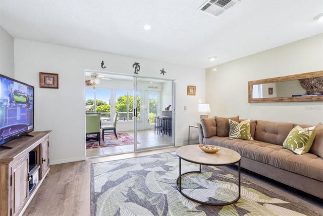 7003 10TH AVENUE W, Bradenton, FL 34209