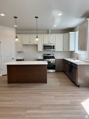 6838 S SURVEY PEAK LN #312, West Jordan, UT 84081