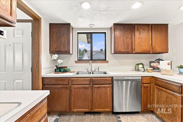 590 S Malaga Ln, Boise, ID 83709