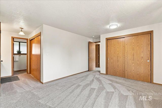 590 S Malaga Ln, Boise, ID 83709