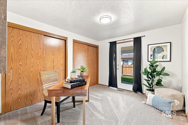 590 S Malaga Ln, Boise, ID 83709