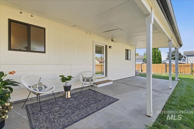 590 S Malaga Ln, Boise, ID 83709