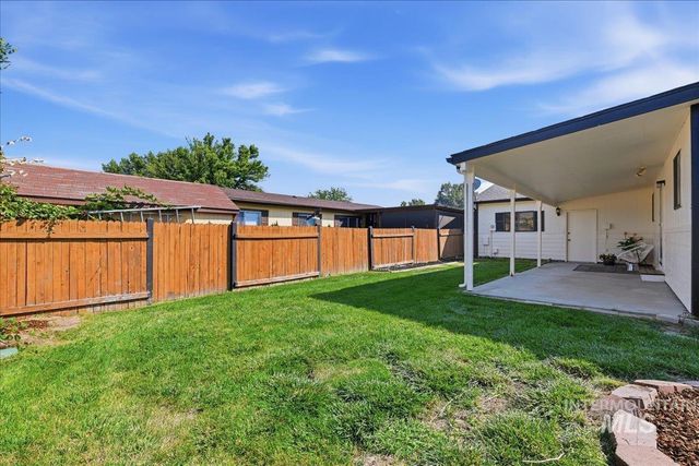 590 S Malaga Ln, Boise, ID 83709