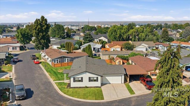 590 S Malaga Ln, Boise, ID 83709