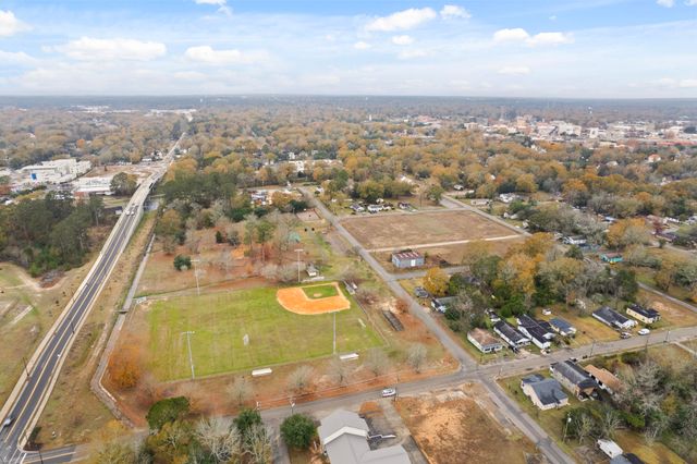 1023 Rebecca Ave., Hattiesburg, MS 39401