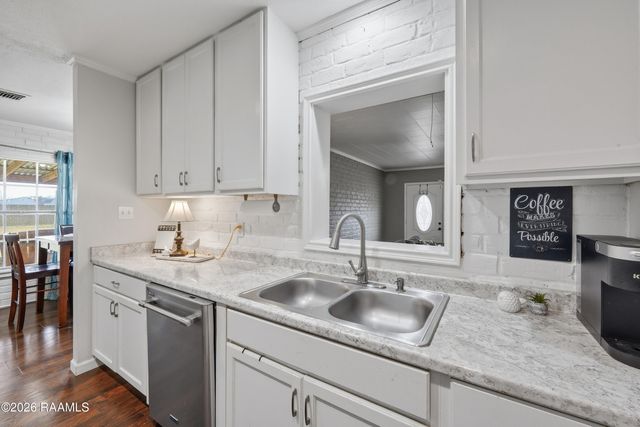 218 Fallis Road, Lafayette, LA 70507