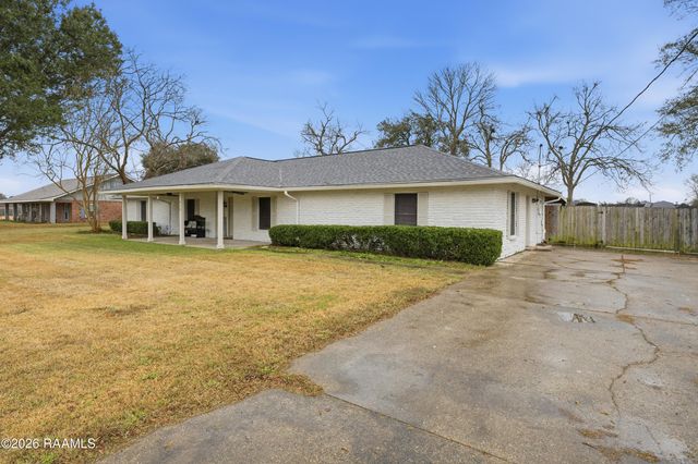 218 Fallis Road, Lafayette, LA 70507