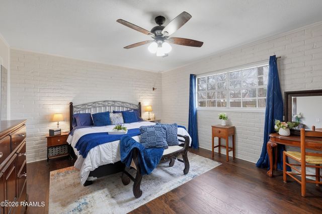 218 Fallis Road, Lafayette, LA 70507