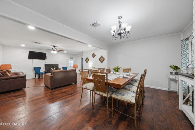 218 Fallis Road, Lafayette, LA 70507